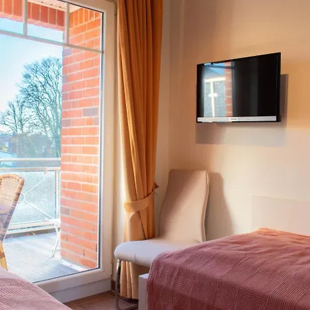Апартаменты Moderne Kurparkresidenz Whg. 11
